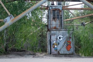 um local abandonado. radioativo é parte de outras estórias por Ca Mila