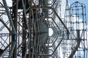 um local abandonado. radioativo é parte de outras estórias por Ca Mila